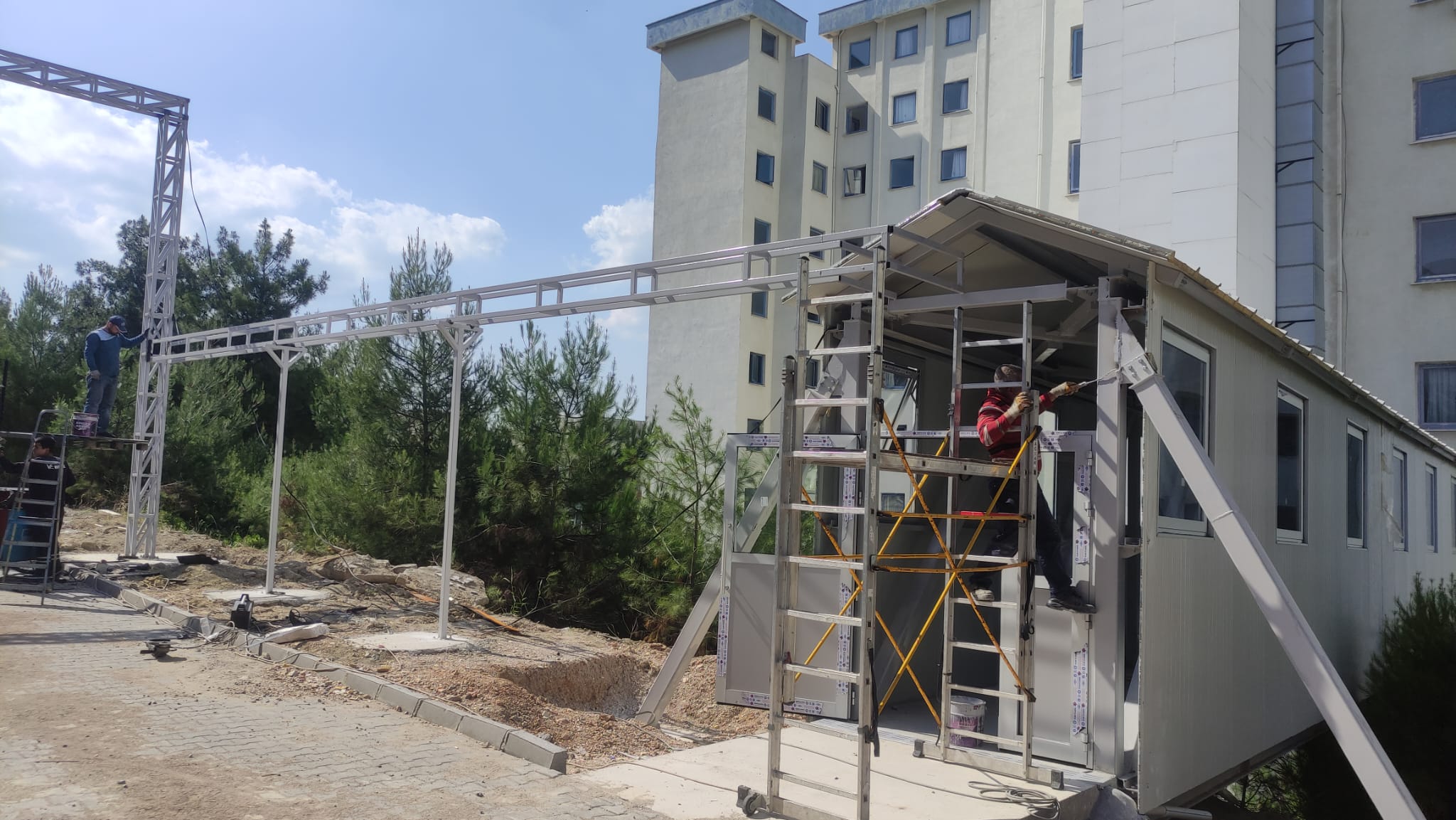 CELAL BAYAR ONKOLOJİ HASTANESİ TÜP GEÇİT UYGULAMASI